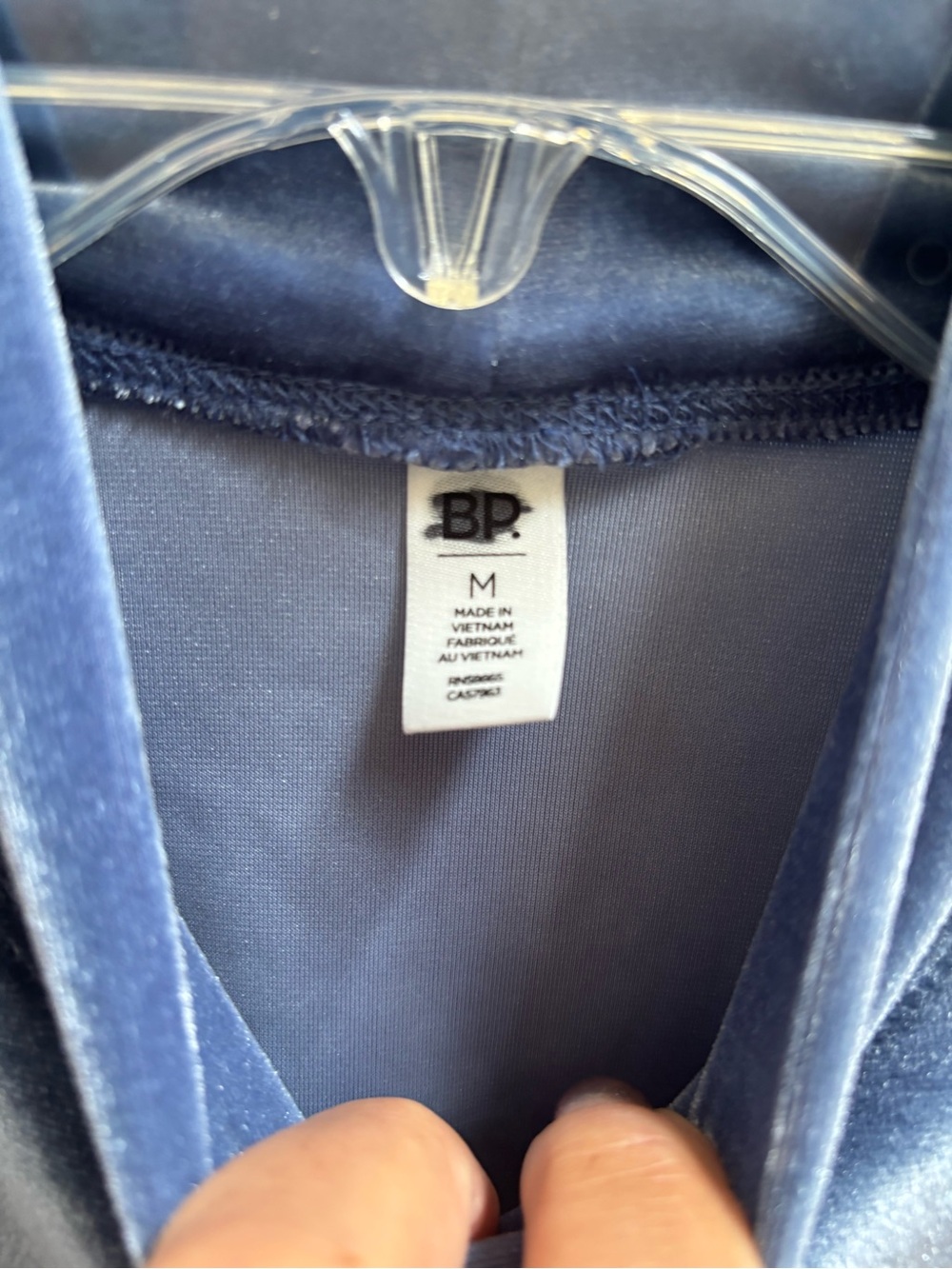 BP/Nordstrom Sleeveless Velour Mock Neck Crop Top in Blue, Size Medium, NWOT - Picture 2 of 4